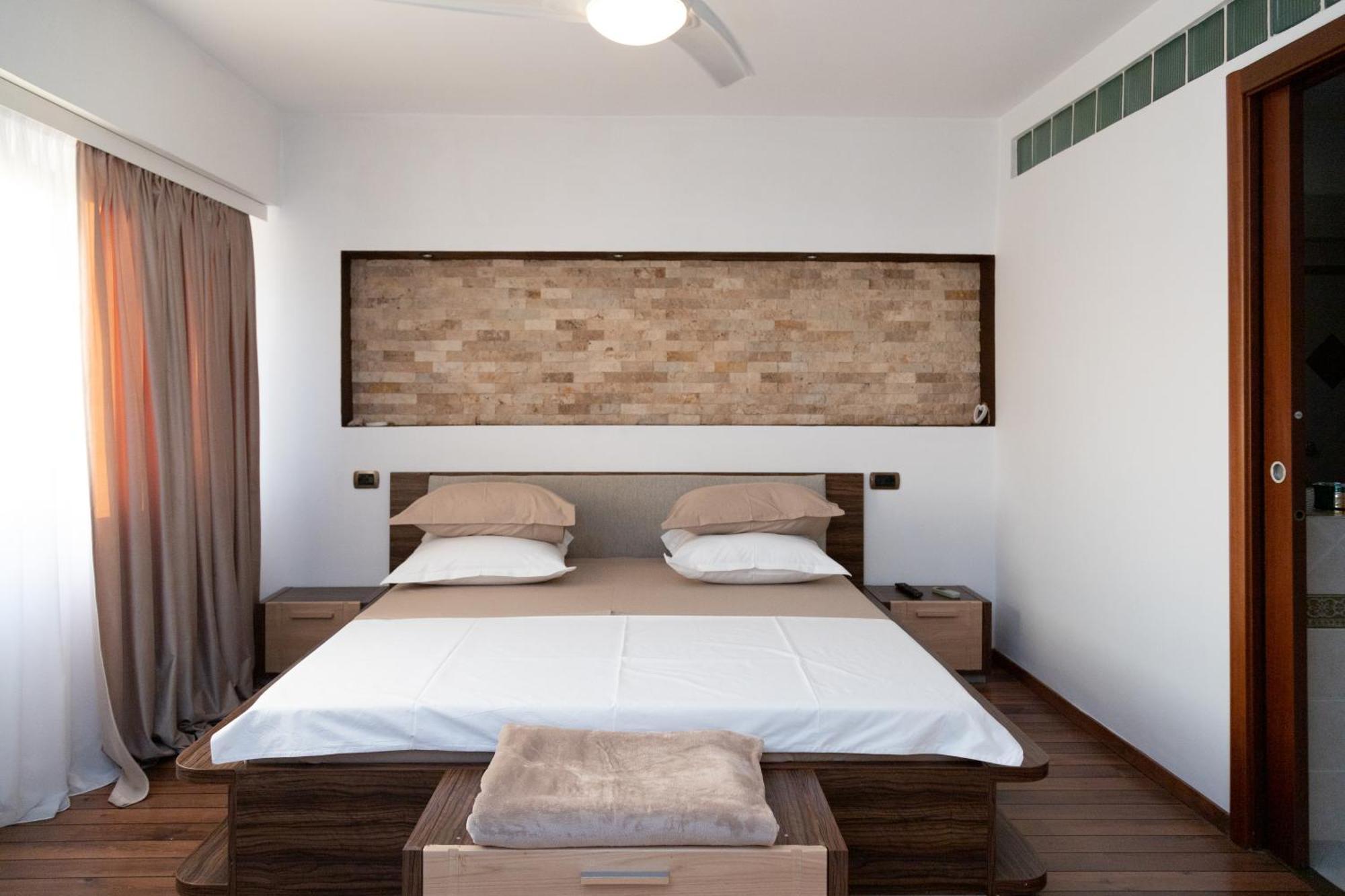 דרובטה-טורנו-סברין Apartament Central 1 מראה חיצוני תמונה